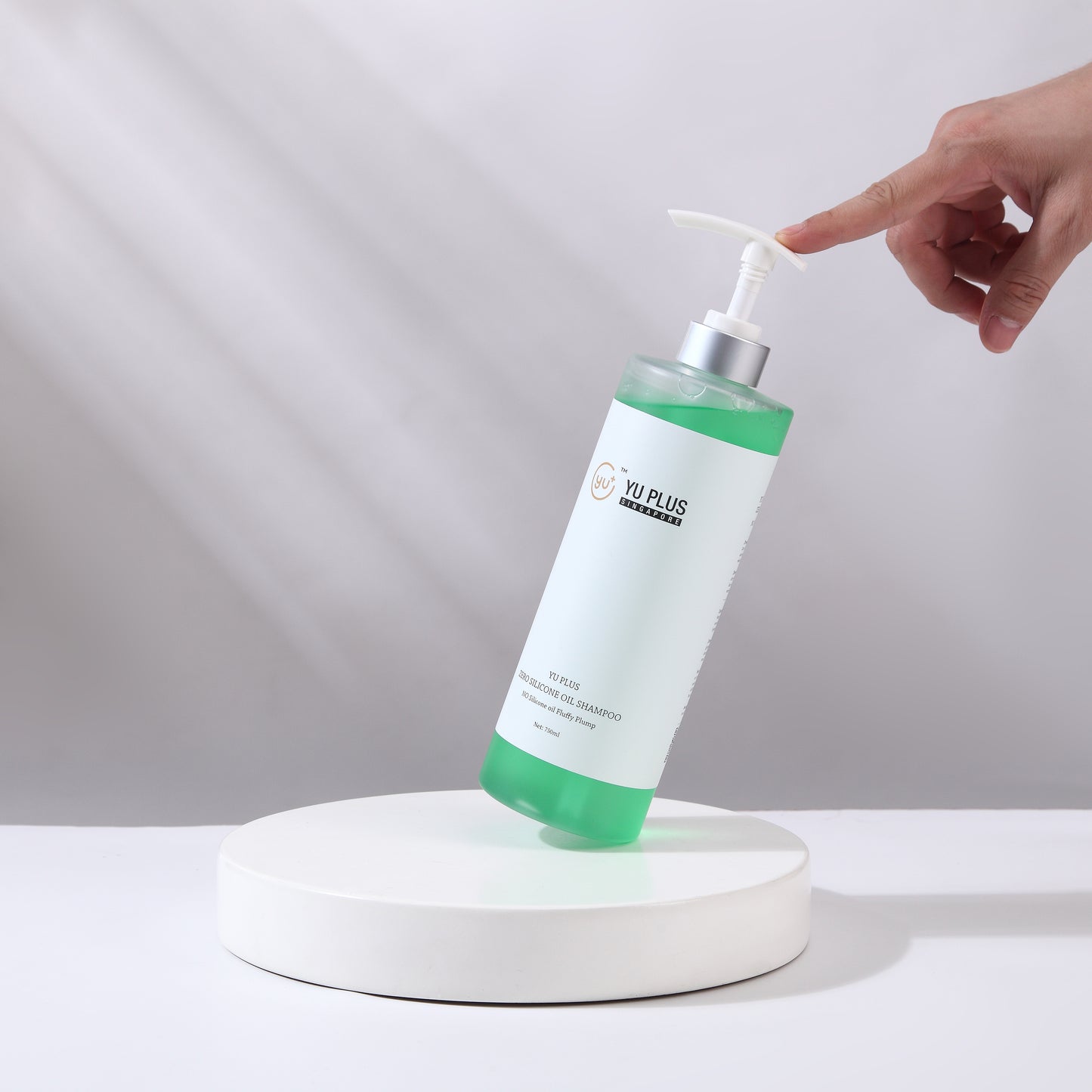 YU PLUS ZERO SILICONE OIL SHAMPOO - NO Silicone oil Fluffy Plump 700ML